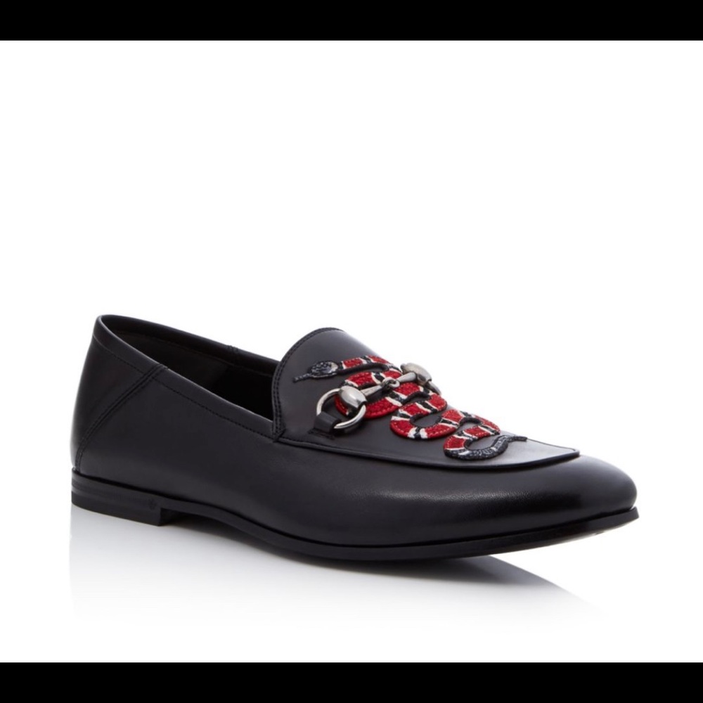 Gucci Men’s Brixton Snake-appliqué Loafers